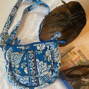 💚 VERA BRADLEY crossbody